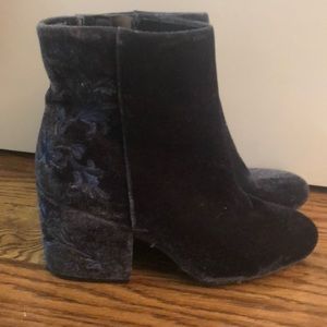 Kenneth Cole Velvet booties